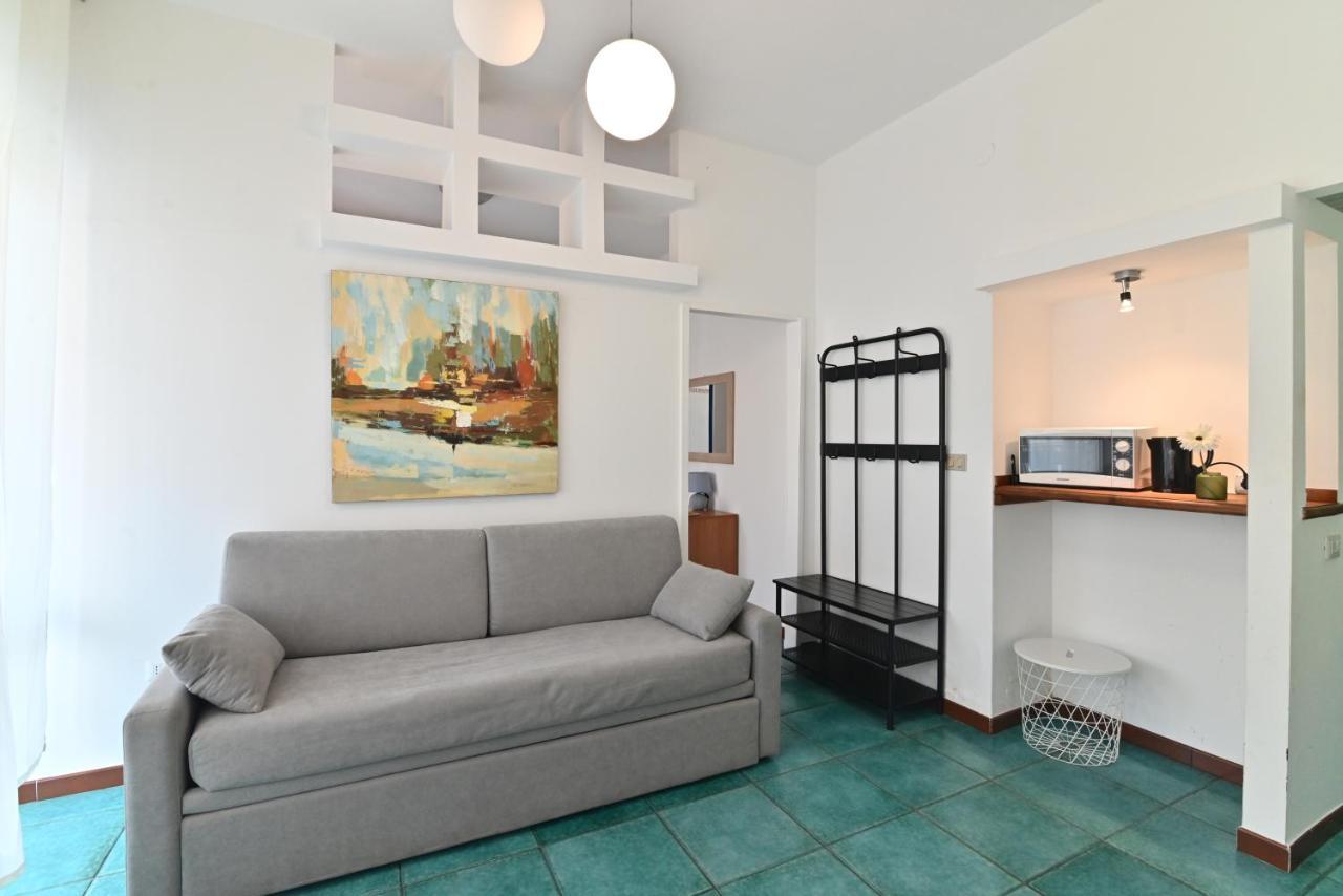 Izzhome Holiday Terrace Cagliari Exterior foto